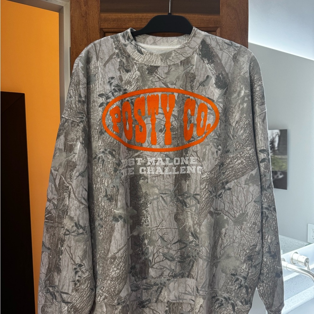 Abercrombie Posty Co. Camouflage Sweatshirt